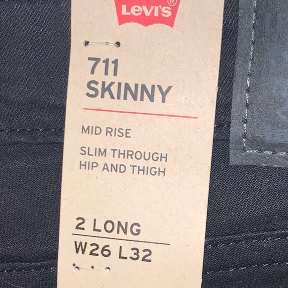 711 black mid rise skinny jeans - Picture 8 of 8